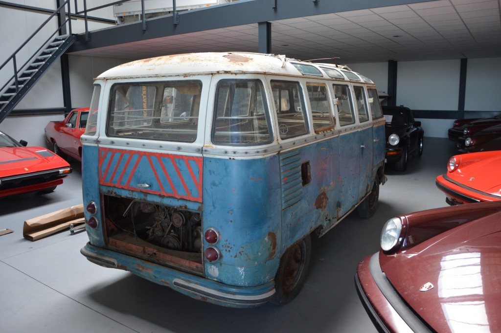 VW T1 Sambabus 23 windows 1955