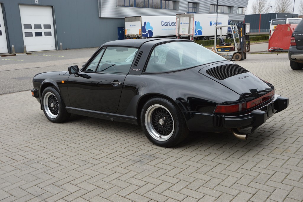 Porsche 911 Carrera 3.2 Targa Euromodel Machtingnumbers