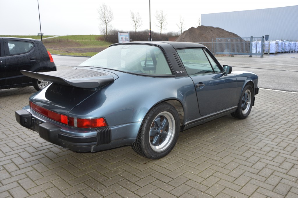 Porsche 911 Carrera 3.2 Targa  G50 Matchingnumbers