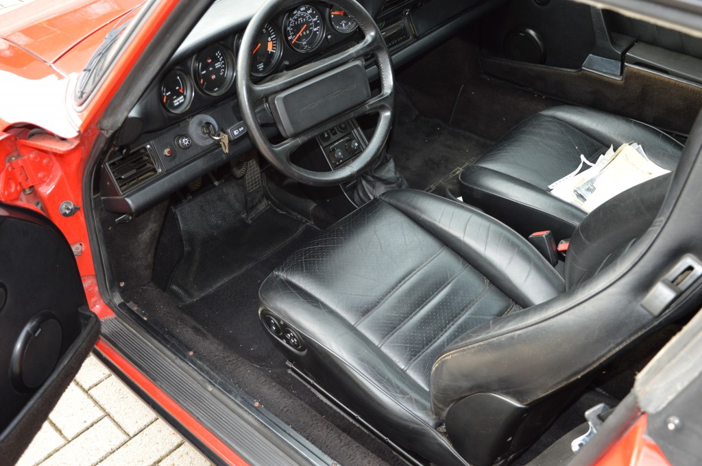 Porsche 911 Carrera cabrio 3.2 Matchingnumbers 1986