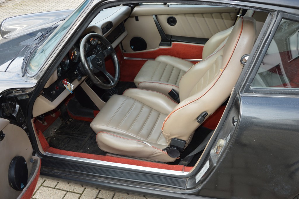 Porsche 911 3.0 SC Sunroof coupe Weissach edition Matchingnumbers