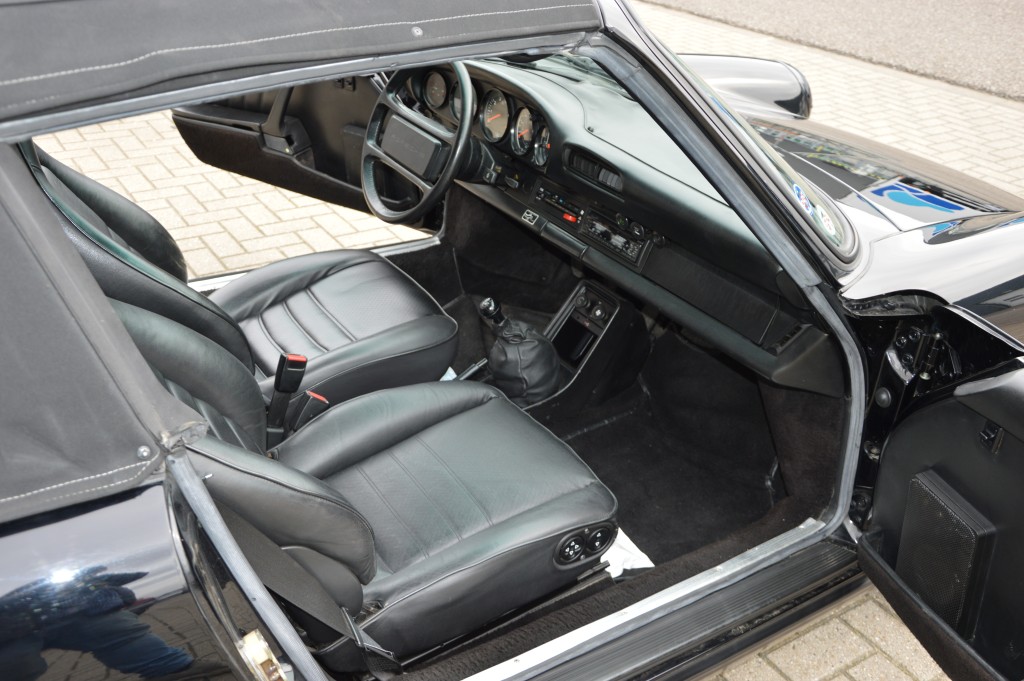 Porsche 911 Carrera Cabrio 3.2 Matchingnumbers 1985