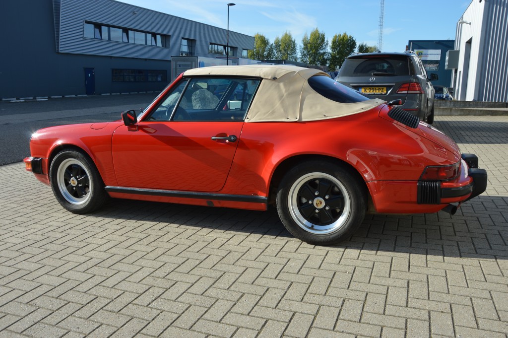 Porsche 911 Carrera Cabrio 3.2 Matchingnumbers