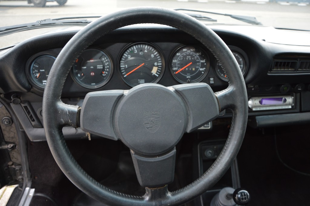 Porsche 911 Carrera 3.2 Cabrio Matchingnumbers 1984