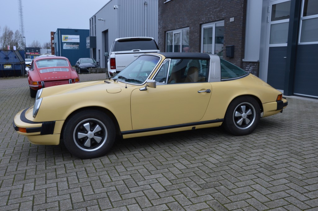 Porsche 911 Targa 2.7  Saharabeige  Matchingnumbers