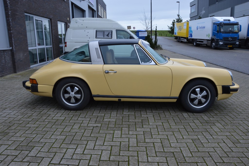 Porsche 911 Targa 2.7  Saharabeige  Matchingnumbers