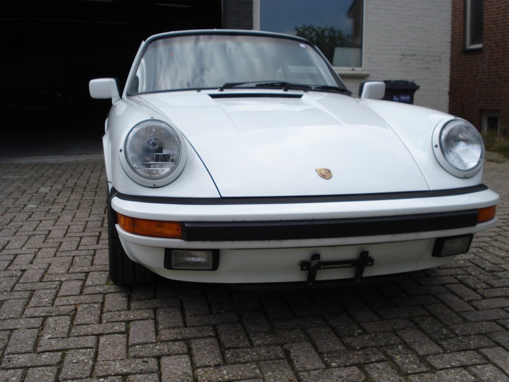 Porsche 911 carrera sunroof coupe 3.2 G50 Matching numbers