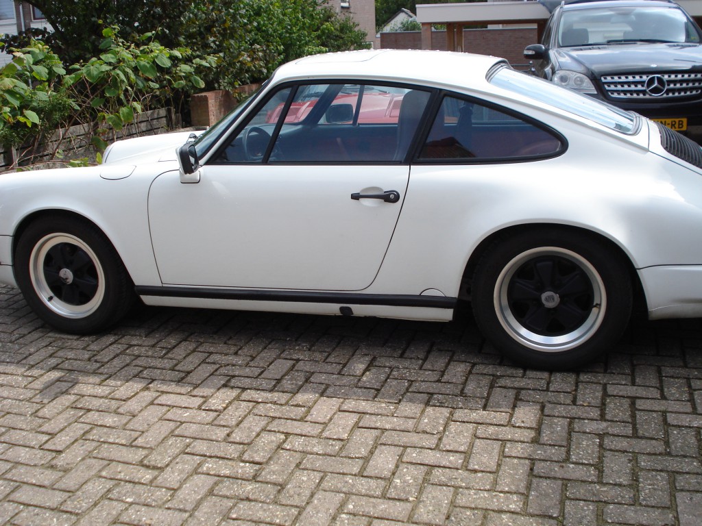 Porsche 911 carrera sunroof coupe 3.2 G50 Matching numbers