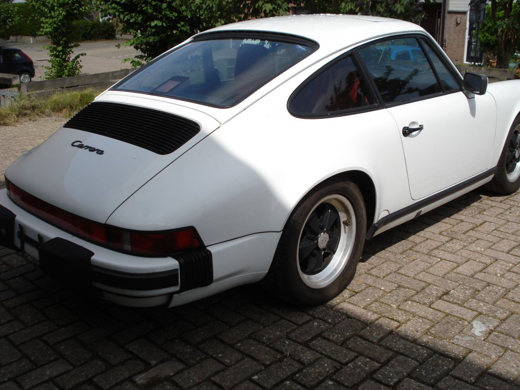 Porsche 911 carrera sunroof coupe 3.2 G50 Matching numbers