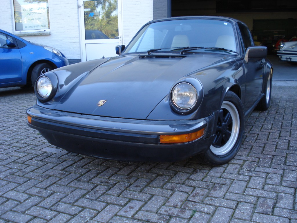 Porsche 911  3.0 SC Targa Matchingnumbers