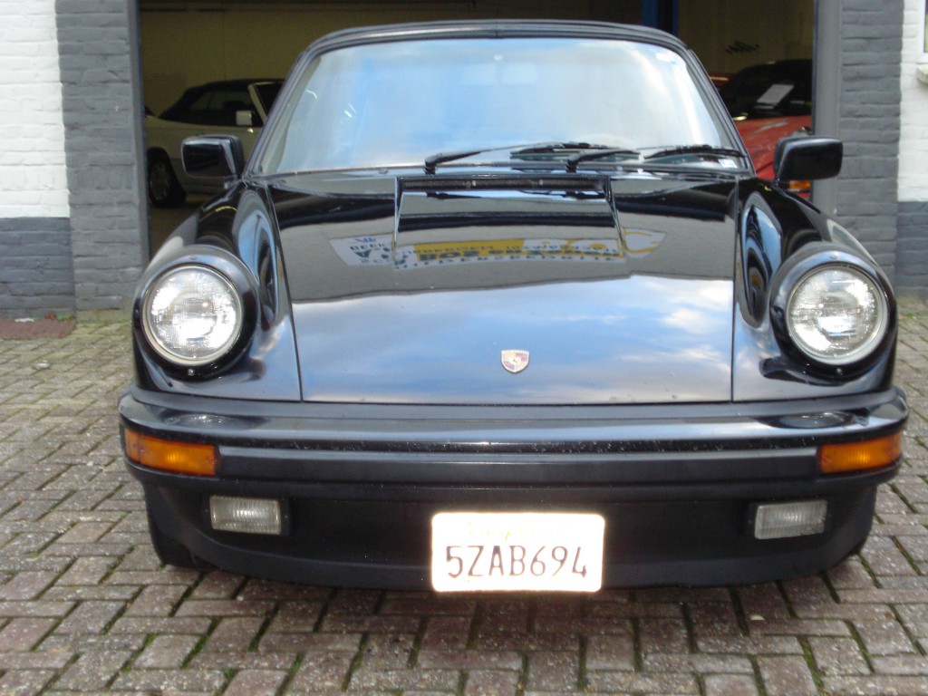 Porsche 911 Carrera  3.2 Targa Matchingnumbers