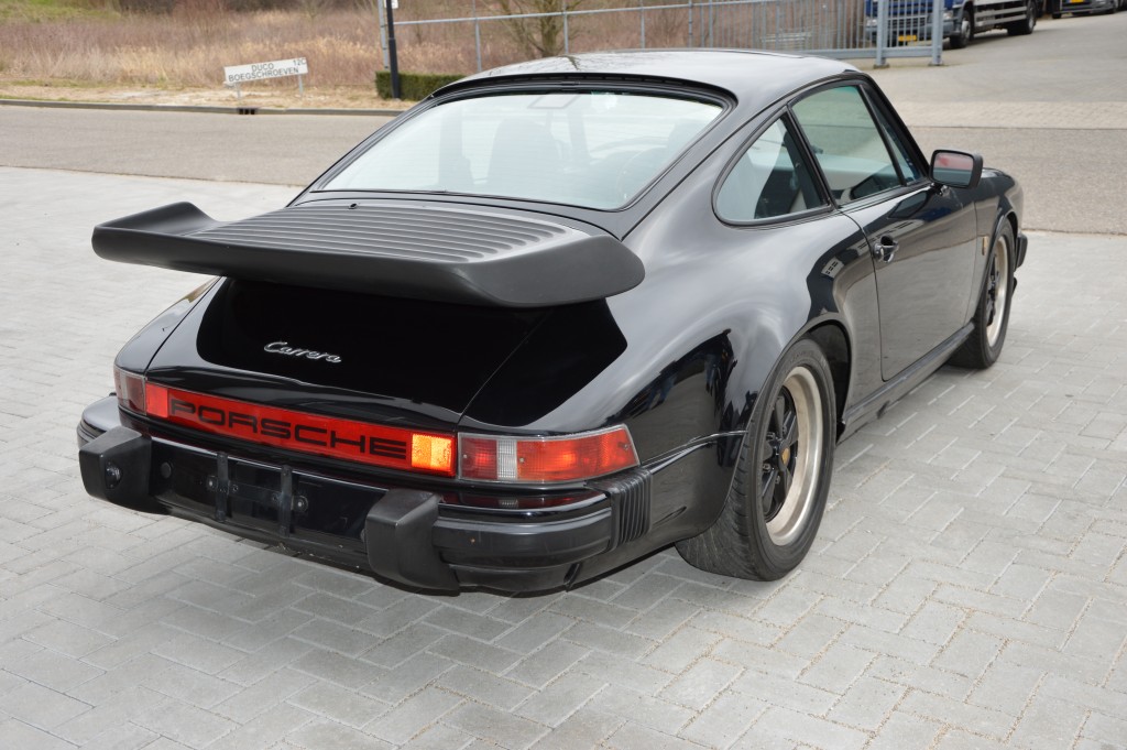 Porsche 911 Carrera 3.2 sunroof coupe Matchingnumbers