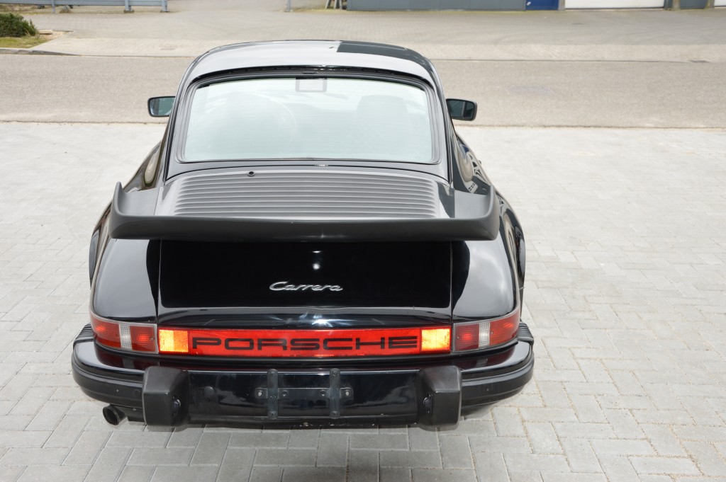 Porsche 911 Carrera 3.2 sunroof coupe Matchingnumbers