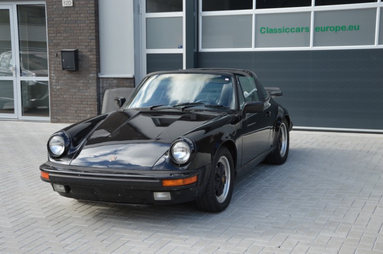 Porsche 911 Carrera  3.2 Targa Matchingnumbers