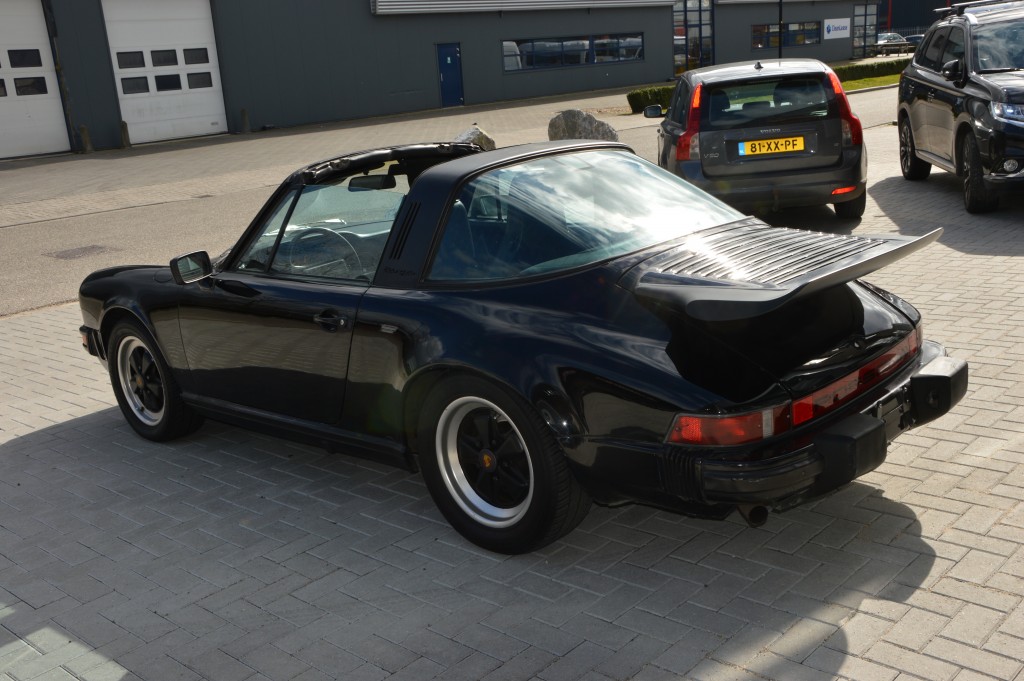 Porsche 911 Carrera  3.2 Targa Matchingnumbers