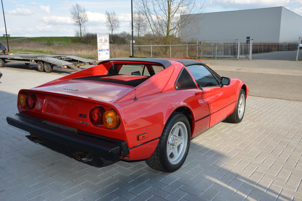 Ferrari  308 GTSI Quattrovalvole