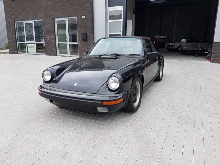 Porsche 911 3.2 Carrera Cabrio Matchingnumbers