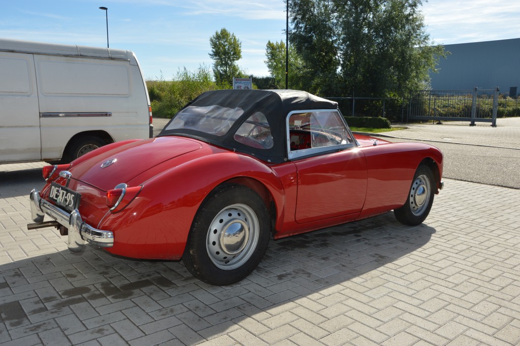 MGA  1500 Roadster