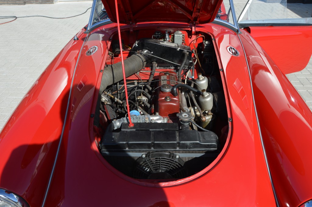 MGA  1500 Roadster